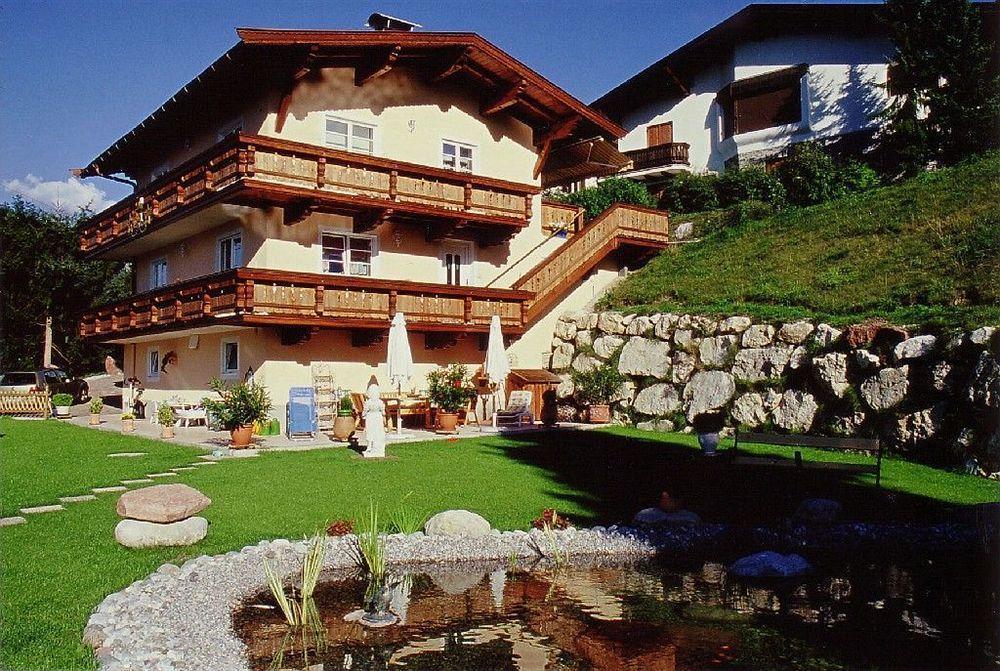 Romantik Aparthotel Sonnleitn Sankt Johann in Tirol Eksteriør bilde